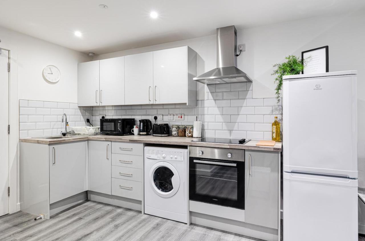 Cosy Modern Apt In Heart Of Stockport - Sleeps 4 Lägenhet Exteriör bild