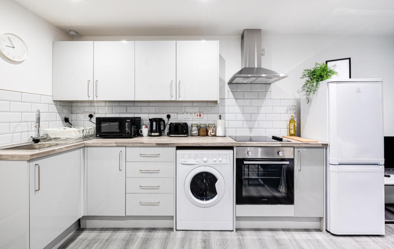 Cosy Modern Apt In Heart Of Stockport - Sleeps 4 Lägenhet Exteriör bild