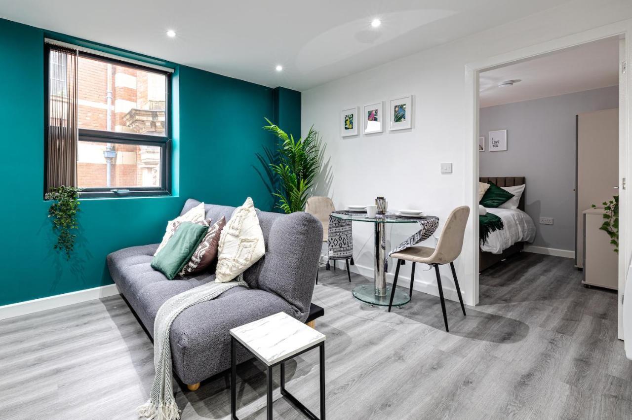 Cosy Modern Apt In Heart Of Stockport - Sleeps 4 Lägenhet Exteriör bild